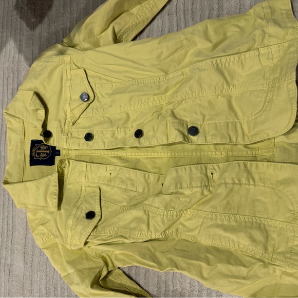Green jacket - Picture 1 of 3